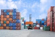 Cross-Border &mdash; Logistics Planning for Supplier Negotiations